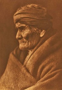 Geronimo defended Apache lands against Mexicans and Texan forces (by Edward S. Curtis)