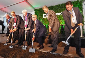 Breaking Ground – Ranson Mayor Keith Pierson, Jens Birgersson, Rockwool Group Pres.,  Mike Hall, Gov. Chief of Staff, Trent Ogilvie, Rockwool Pres (NA),  Sen. Joseph Manchin, Jefferson County Development Authority Exec. Director Nic Diehl